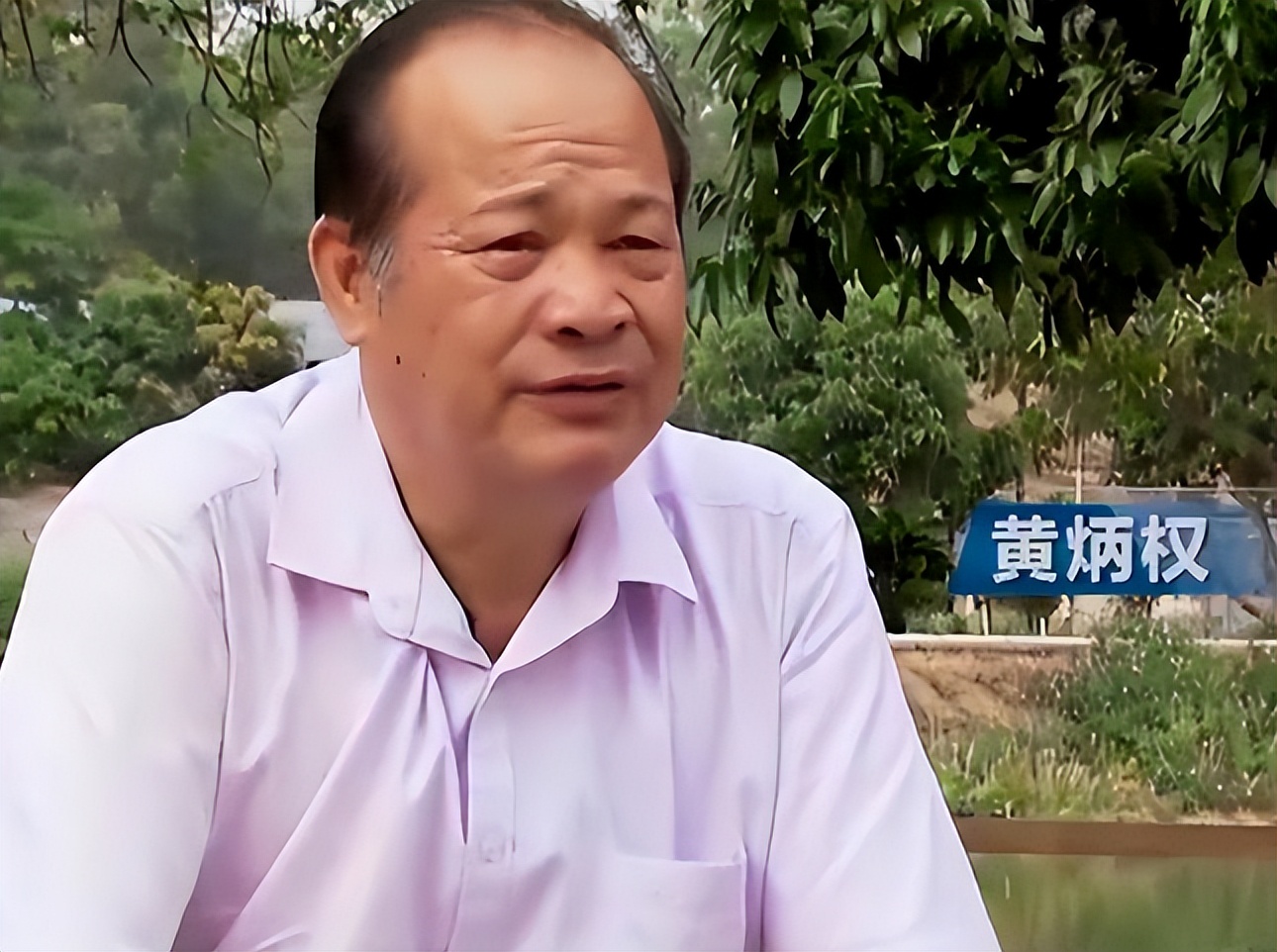 大叔靠回收牛粪一年净赚上千万,广西大叔一年赚多少钱