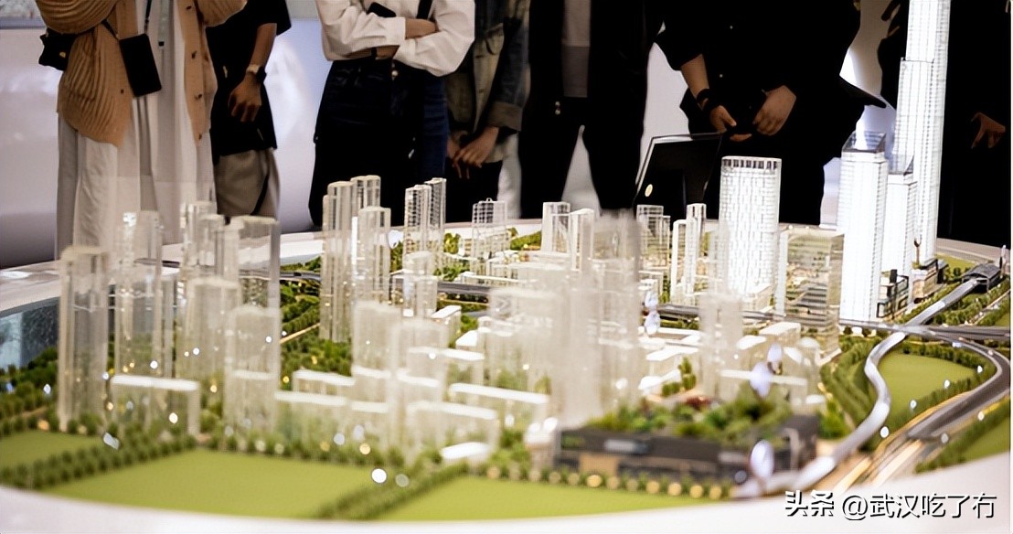 这里不仅是“武汉富人区”，更是江城楼宇经济翘楚！