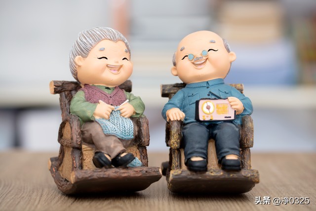 我,55岁农村老太,嫁76岁退休老头,尽心伺候3年,他居然提离婚