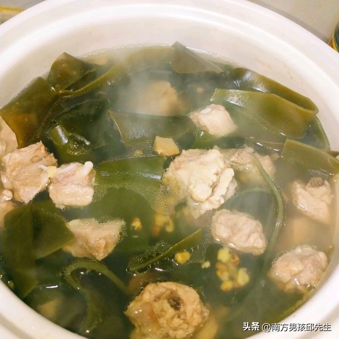 做得最好的冬瓜海带排骨汤,春季养生汤海带排骨汤的做法