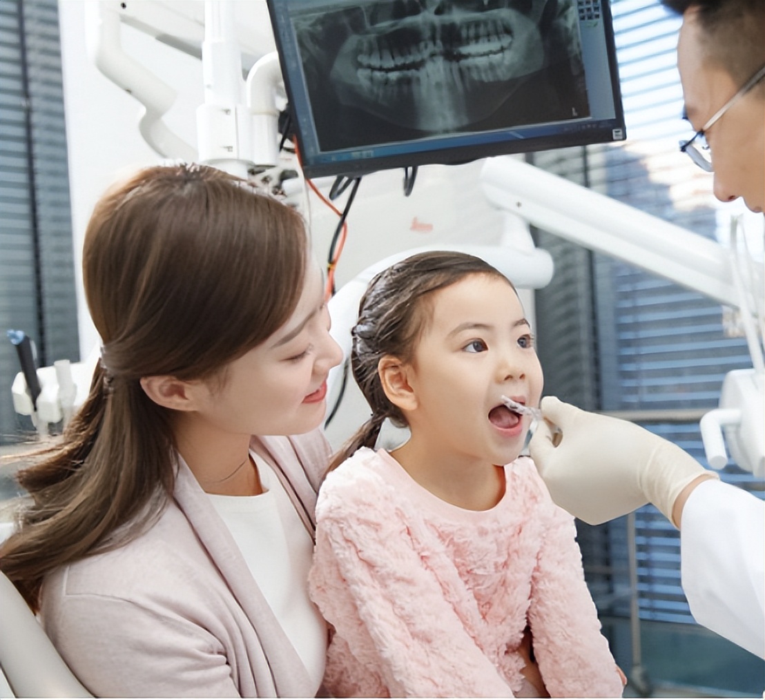 戴牙套以后出现了口腔溃疡怎么办,戴上牙套引起口腔溃疡了怎么办