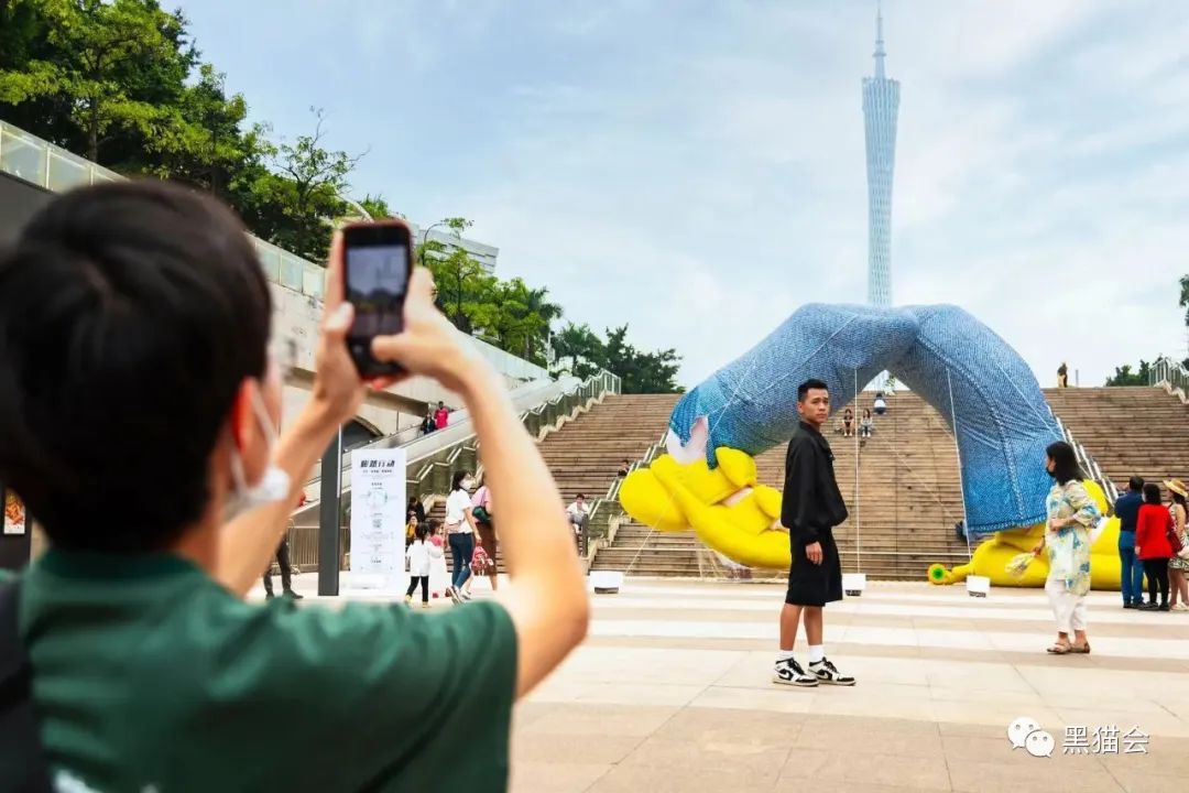 甲方爱上“巨物营销”！活动现场不愁没人~