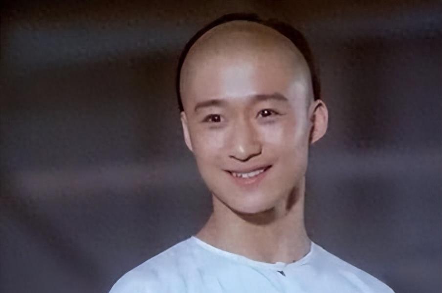 吴京的父亲是谁简介,吴京是哪里人他的父母是谁