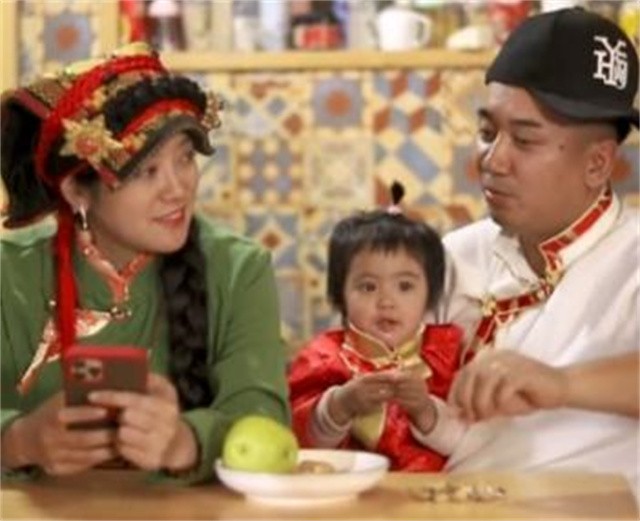 四川姑娘放弃高薪坚守大山,四川女孩嫁藏族小伙放弃百万年薪