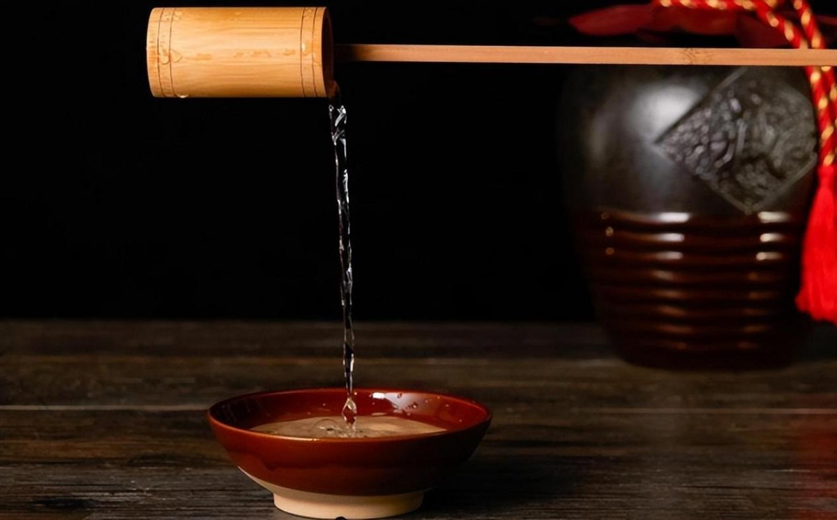 酒局上的4大忌讳,遇到这三种酒千万别碰