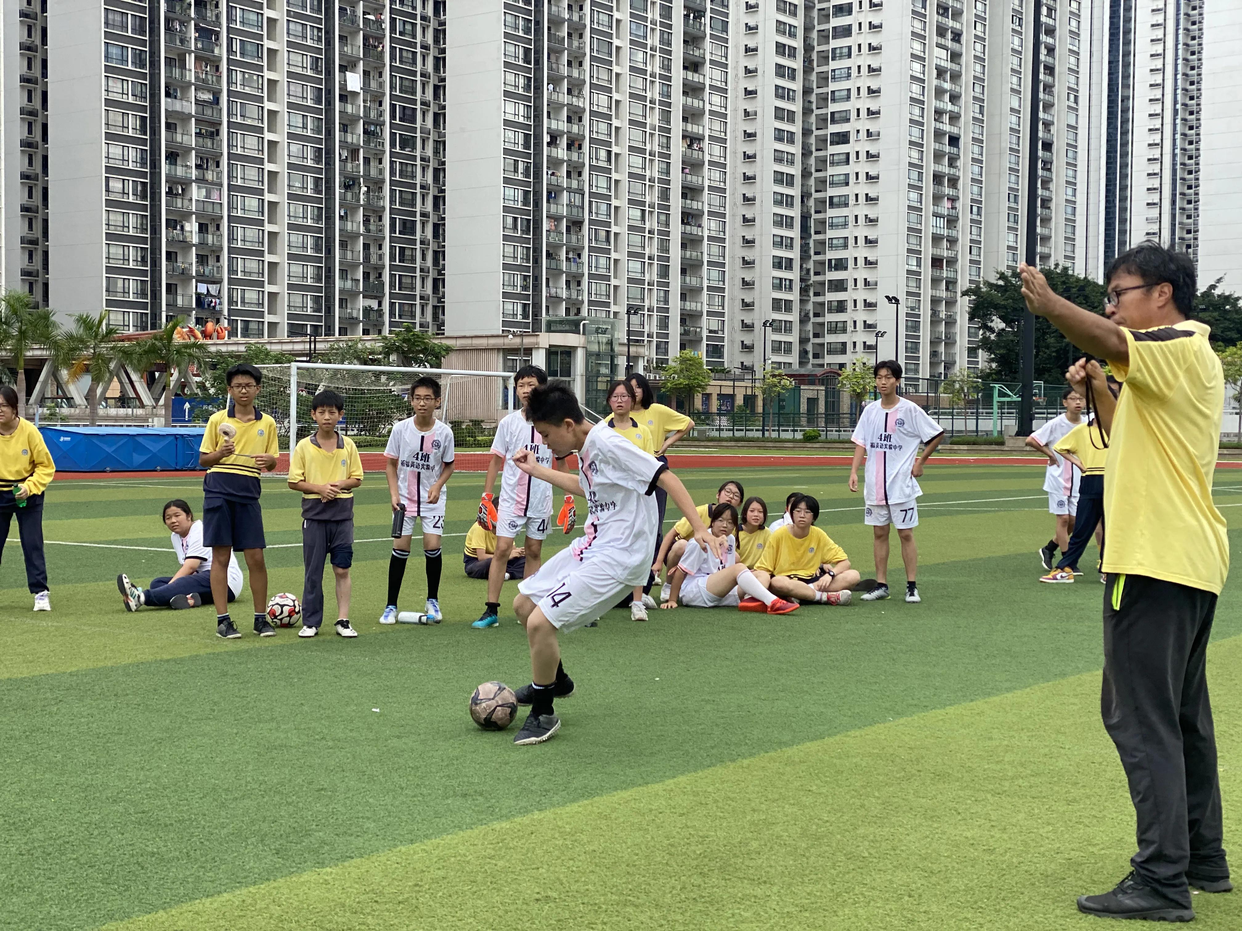 香港足球学校友谊赛,祈福英校港澳班