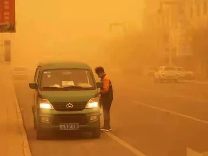 邮政工作繁忙的状态,在邮政上班一般做什么工作