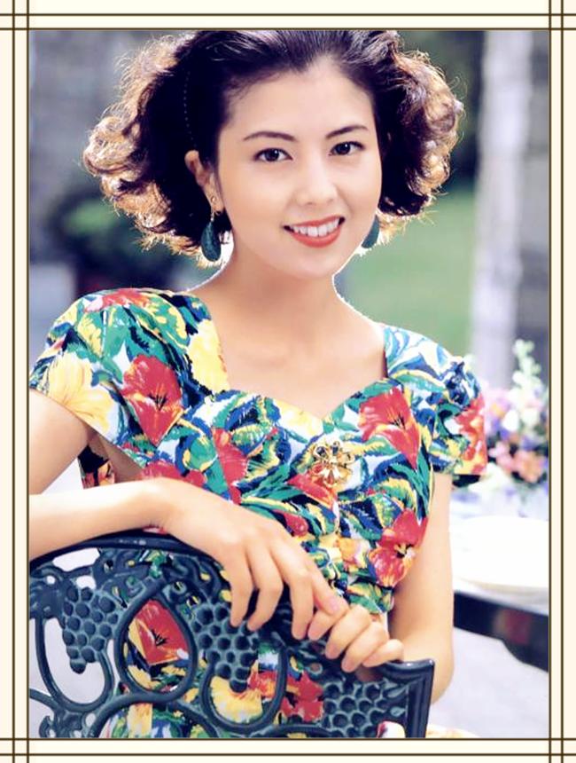 颜值巅峰山口百惠,和山口百惠齐名的女性