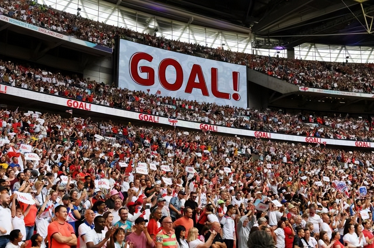 「观察」一届成功的大赛，折射出日新月异的女足世界