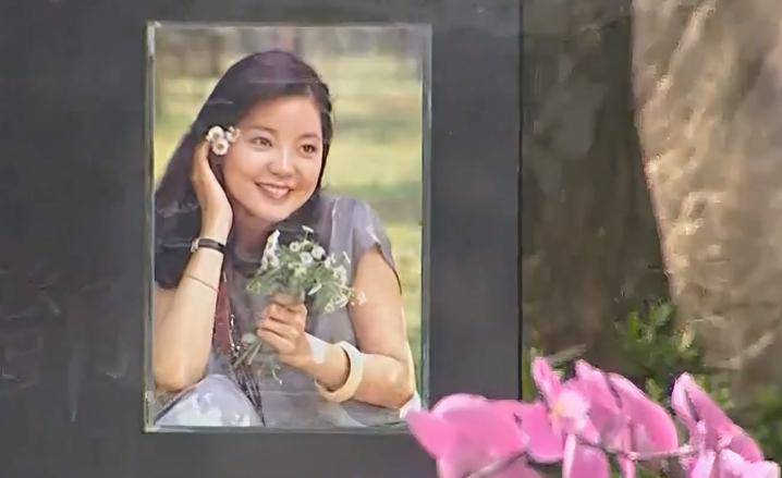 揭秘一代歌后邓丽君死亡之谜,邓丽君简介几岁死的