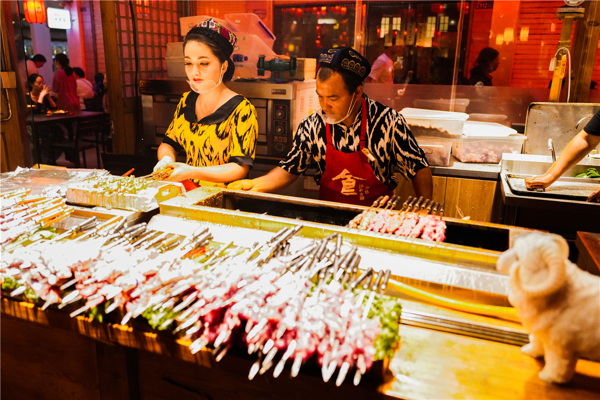 敦煌沙洲夜必吃美食,敦煌特色夜间美食