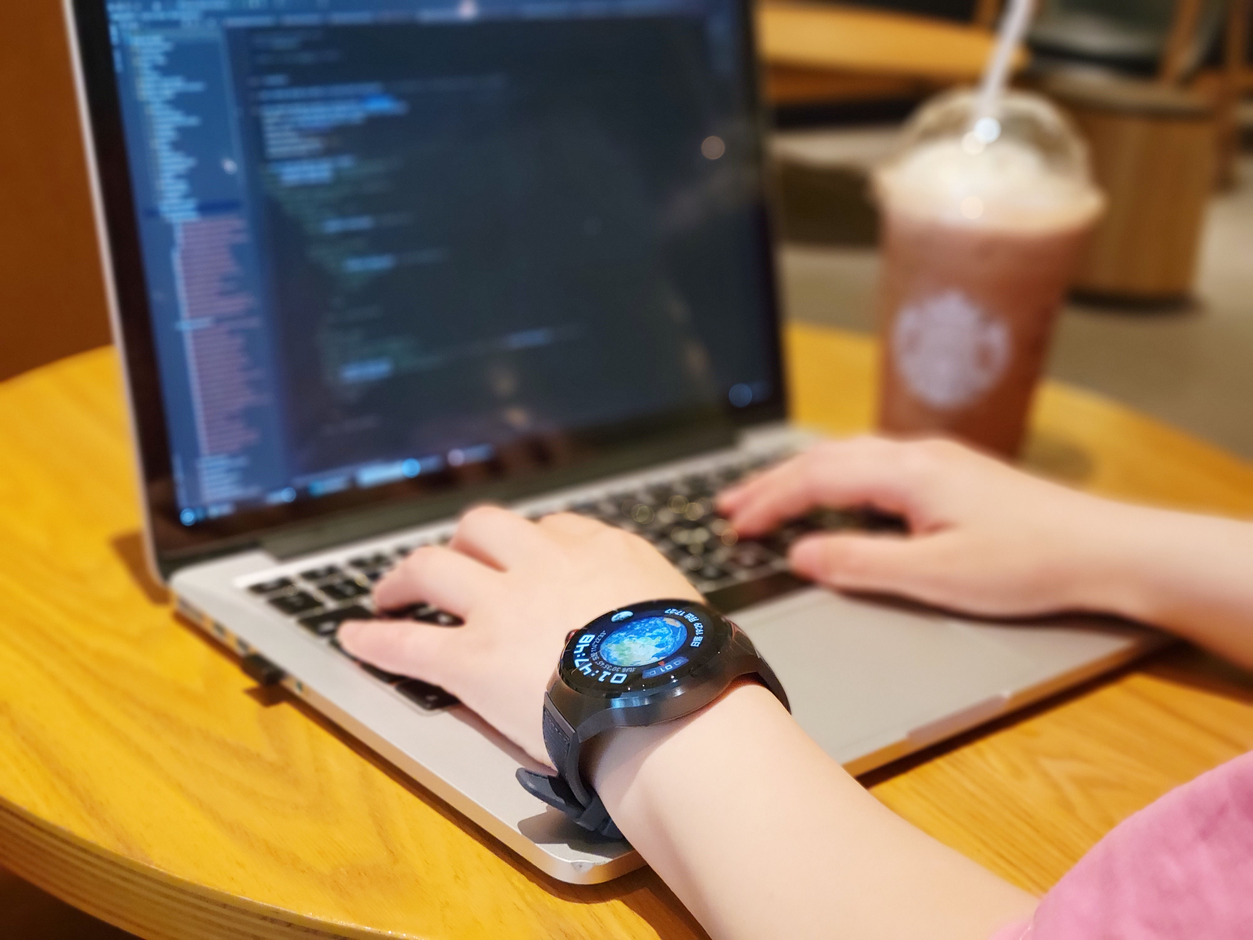 华为最新智能手表watch4pro价格,智能手表华为watch4pro怎么样