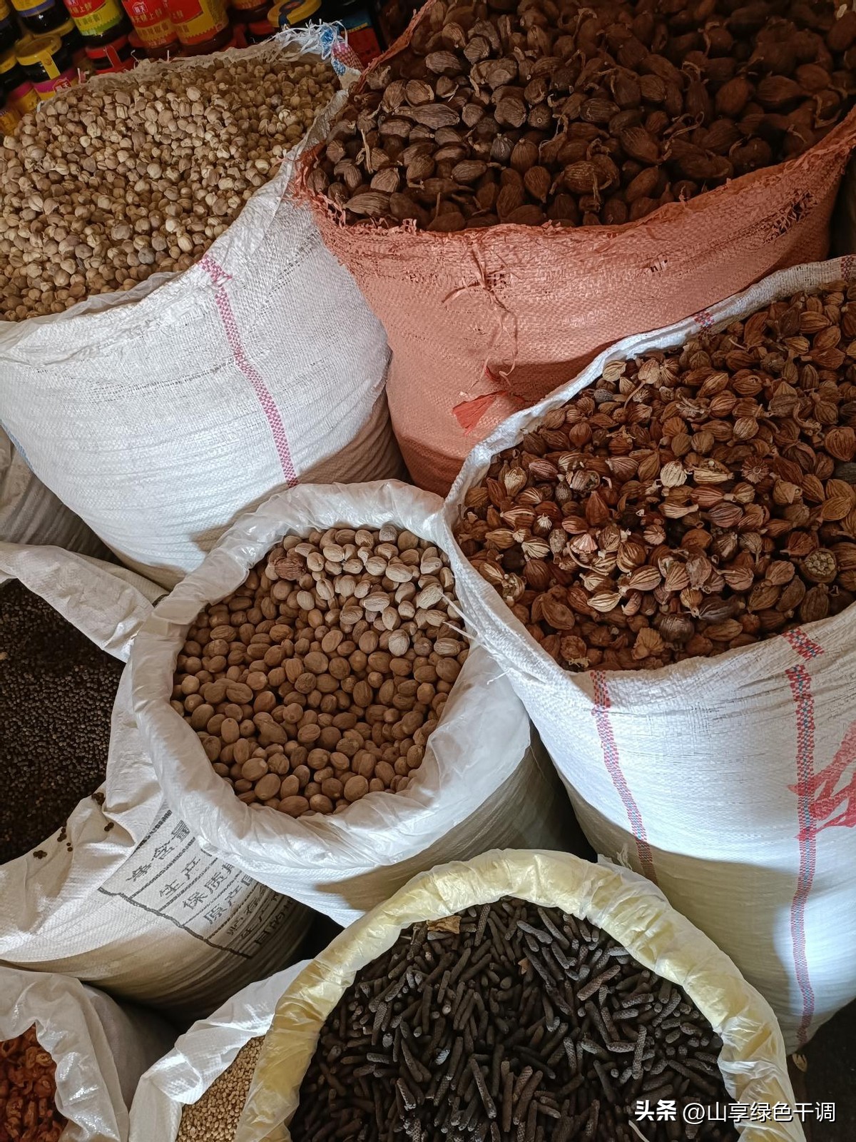 川味五香卤肥肠配方,五香卤肥肠教程视频