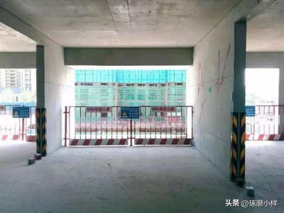 悬挑式脚手架搭设施工方案,旧房改造悬挑式脚手架搭设