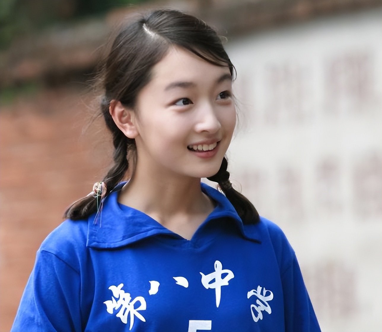 周冬雨经历了很长的低谷期,太妹后来怎么样了