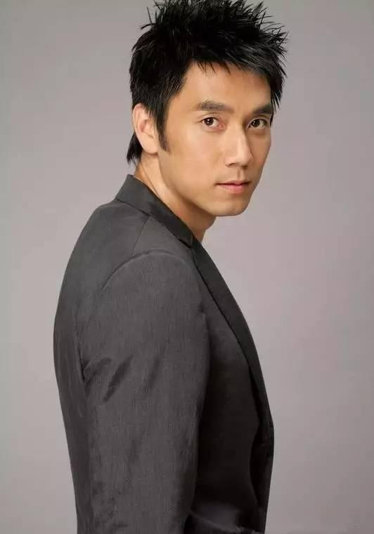 历届青歌赛通俗唱法第一名,2019青歌赛冠军个人成名曲