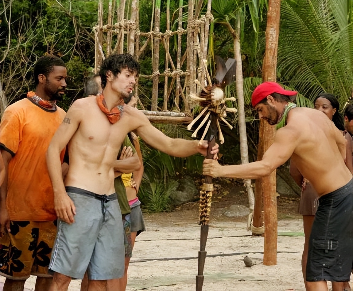 祭牲是一种古老的仪式，而我们忘记了它的*力暴**起源