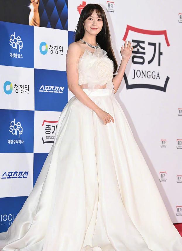 林允儿汤唯共夺青龙奖,青龙电影节汤唯林允儿