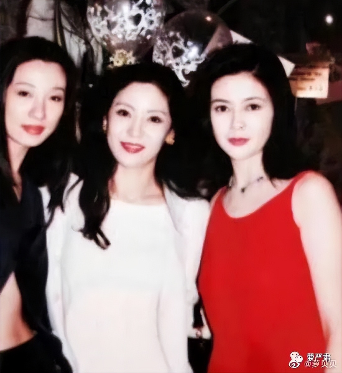 向太同框关之琳旧照曝光,向太年轻时秒杀关之琳