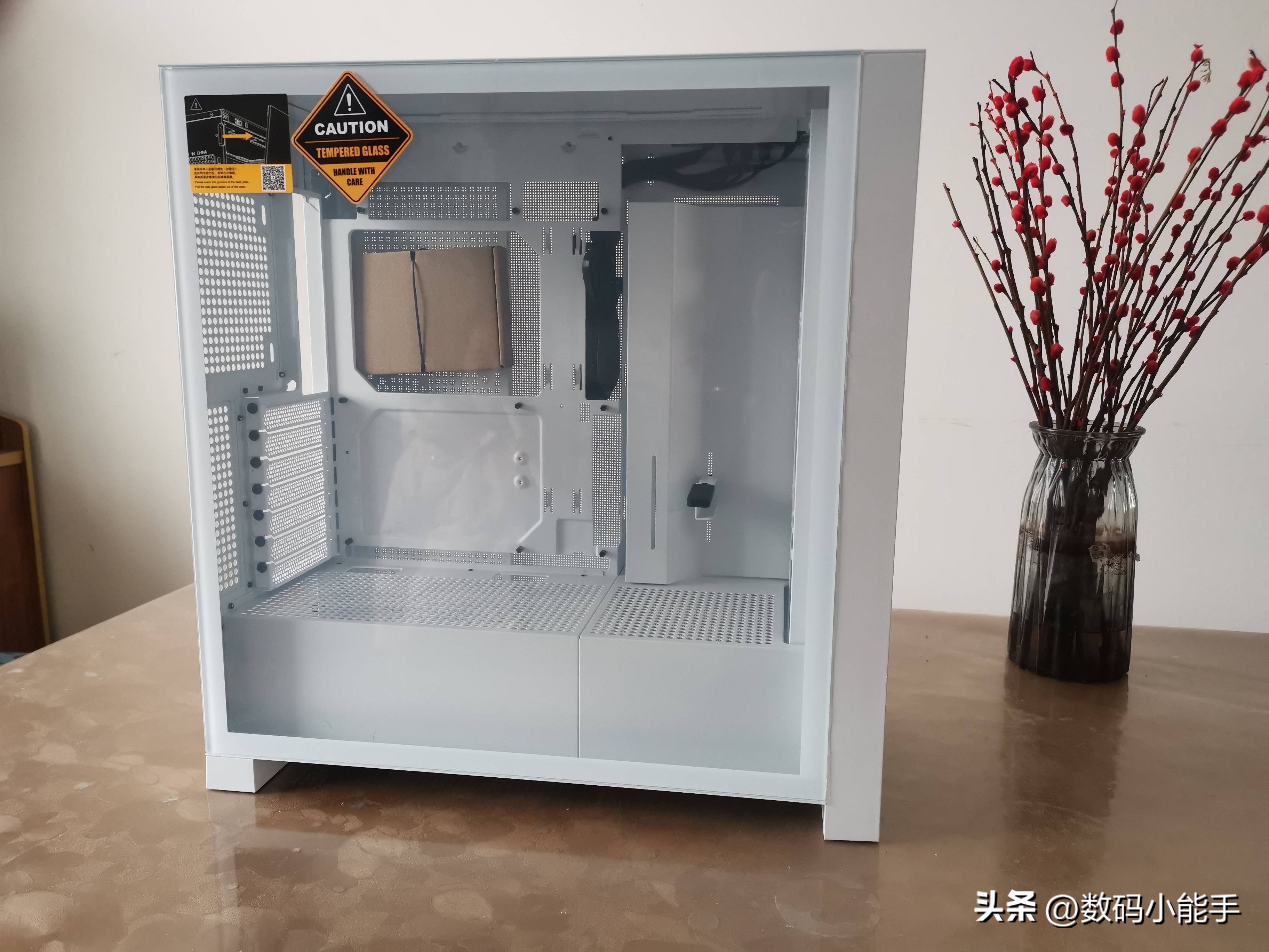 鑫谷昆仑御风机箱怎么样,鑫谷昆仑御风机箱安装展示