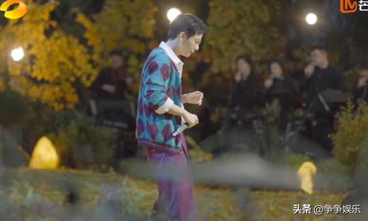 湖南卫视时光音乐会周深方文山,方文山夸赞周深演唱下雨的声音