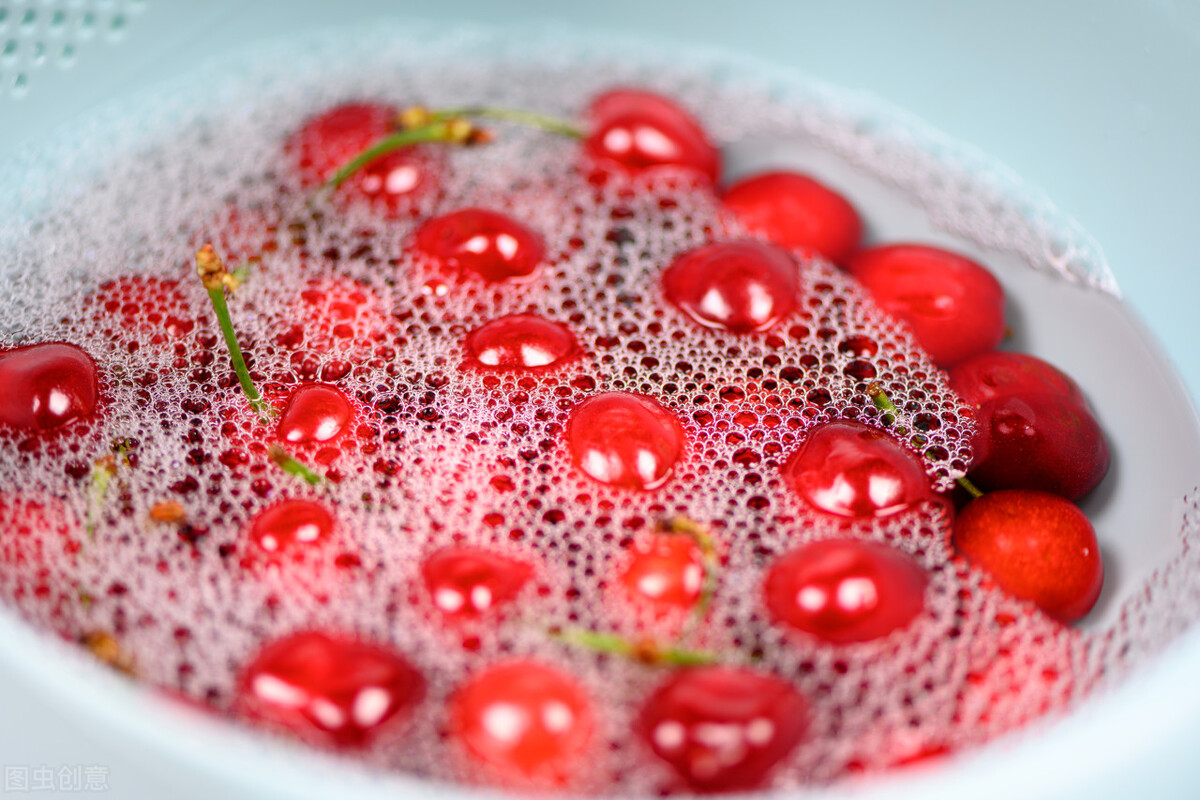 白醋和盐泡蔬菜有什么功效,盐水洗果蔬的功效