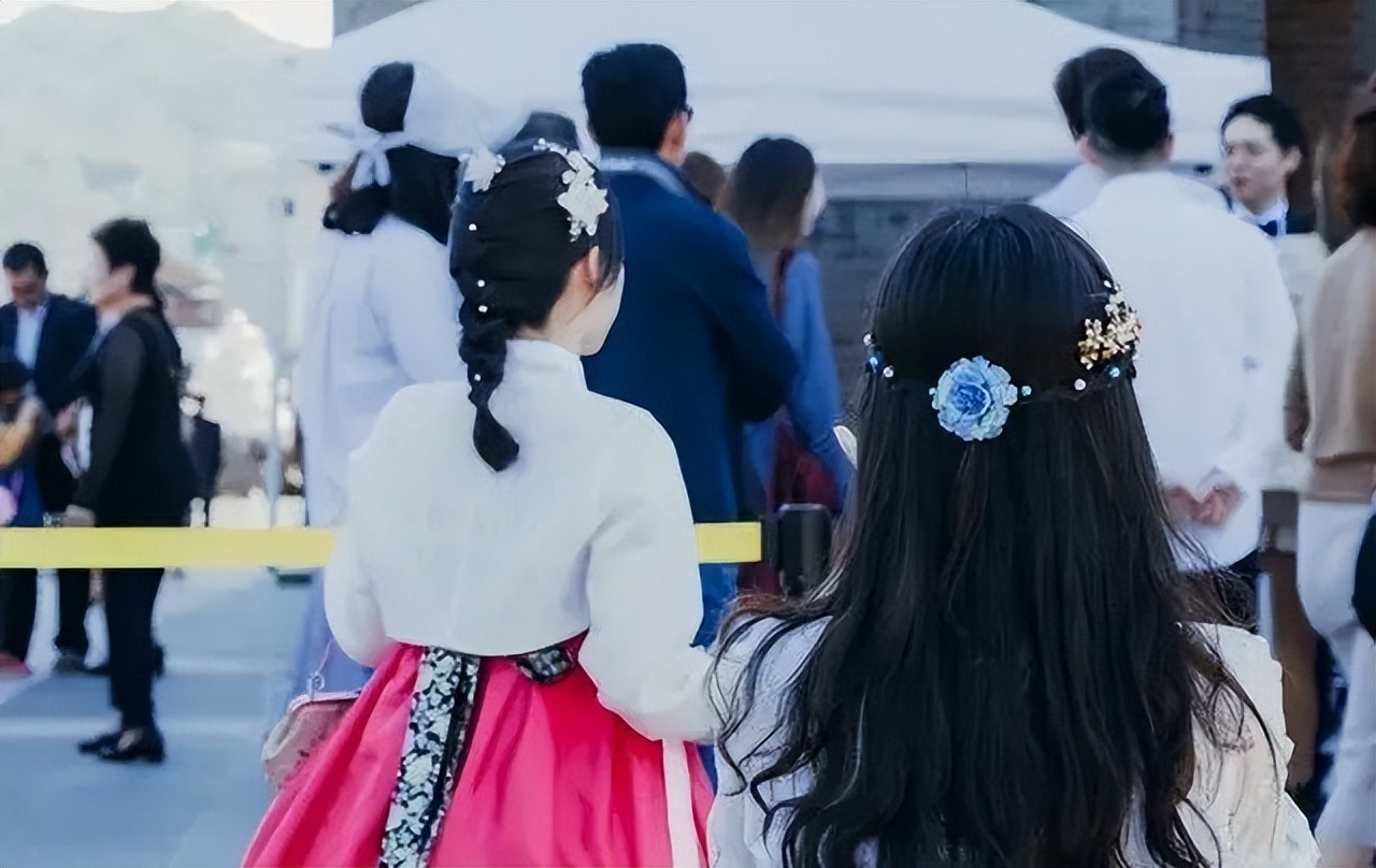 巨额*款贷**逼疯韩国年轻人，物质主义下，韩国该何去何从？