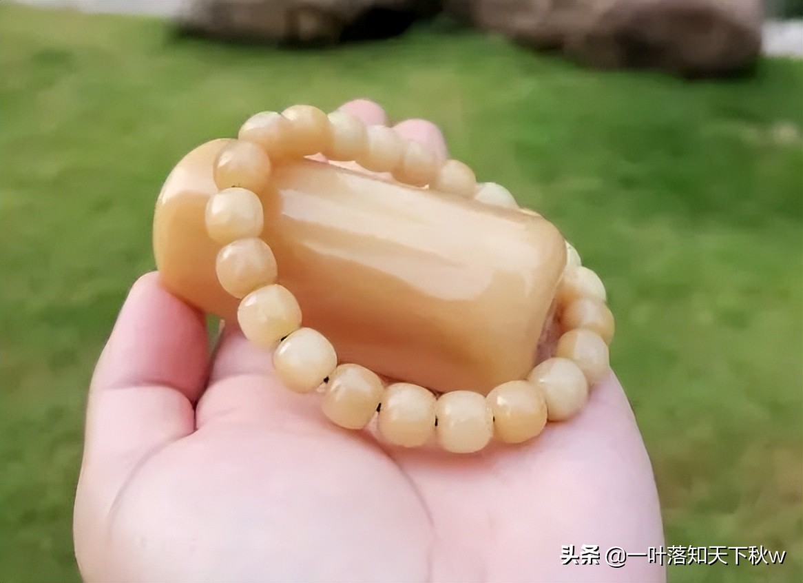 这四种文玩越玩越值钱你有吗,能盘透的几种文玩