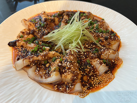 窗含西岭千秋雪成都环球中心雪山,窗含西岭千秋雪魅力成都