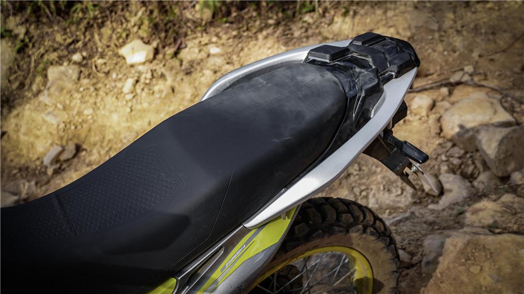 能上路的250cc摩托跑车,能跑250迈左右的摩托车