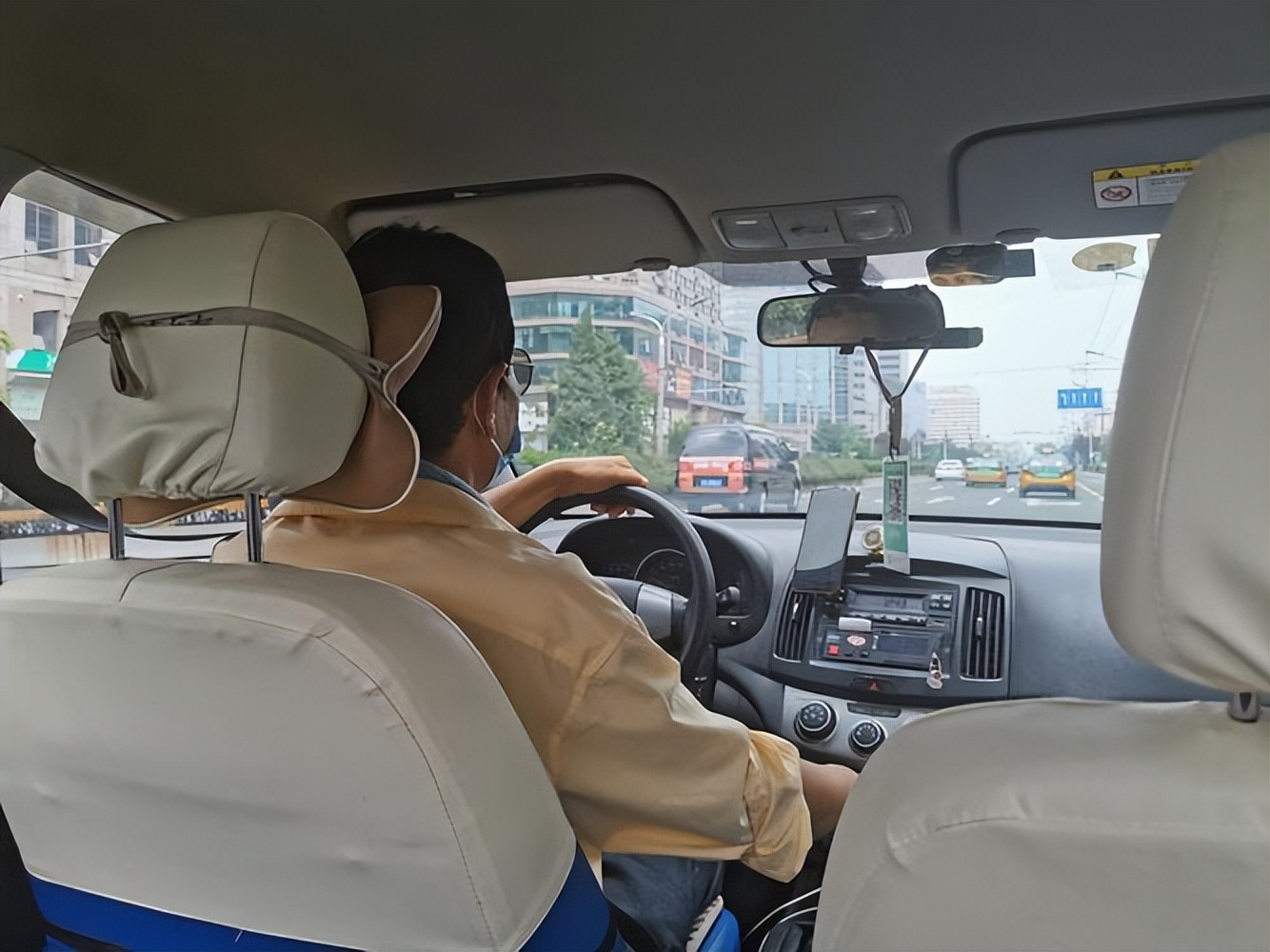 手术室黄腔？那些无处不在的性骚扰