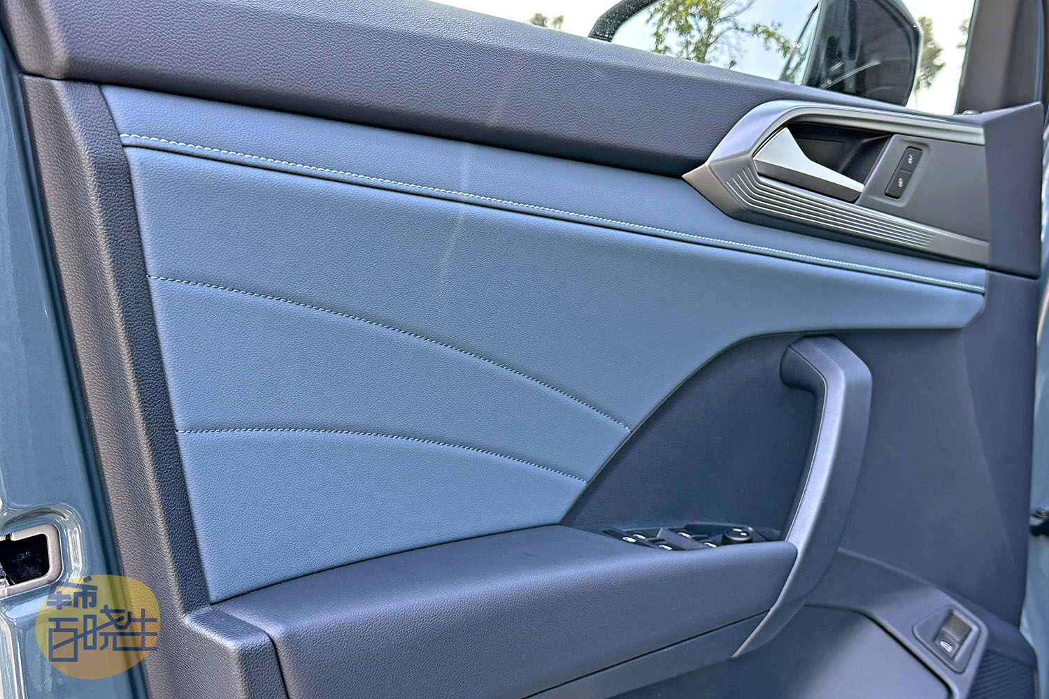 途岳300tsi两驱新月版试驾,上汽大众途岳两驱豪华版试驾