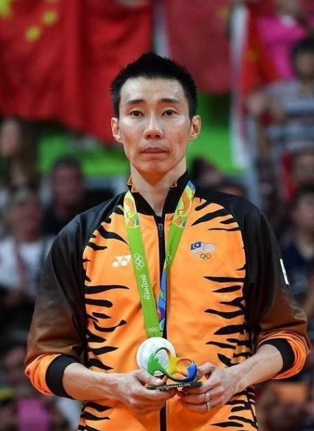 李宗伟患癌后复出视频,李宗伟早期鼻癌症状