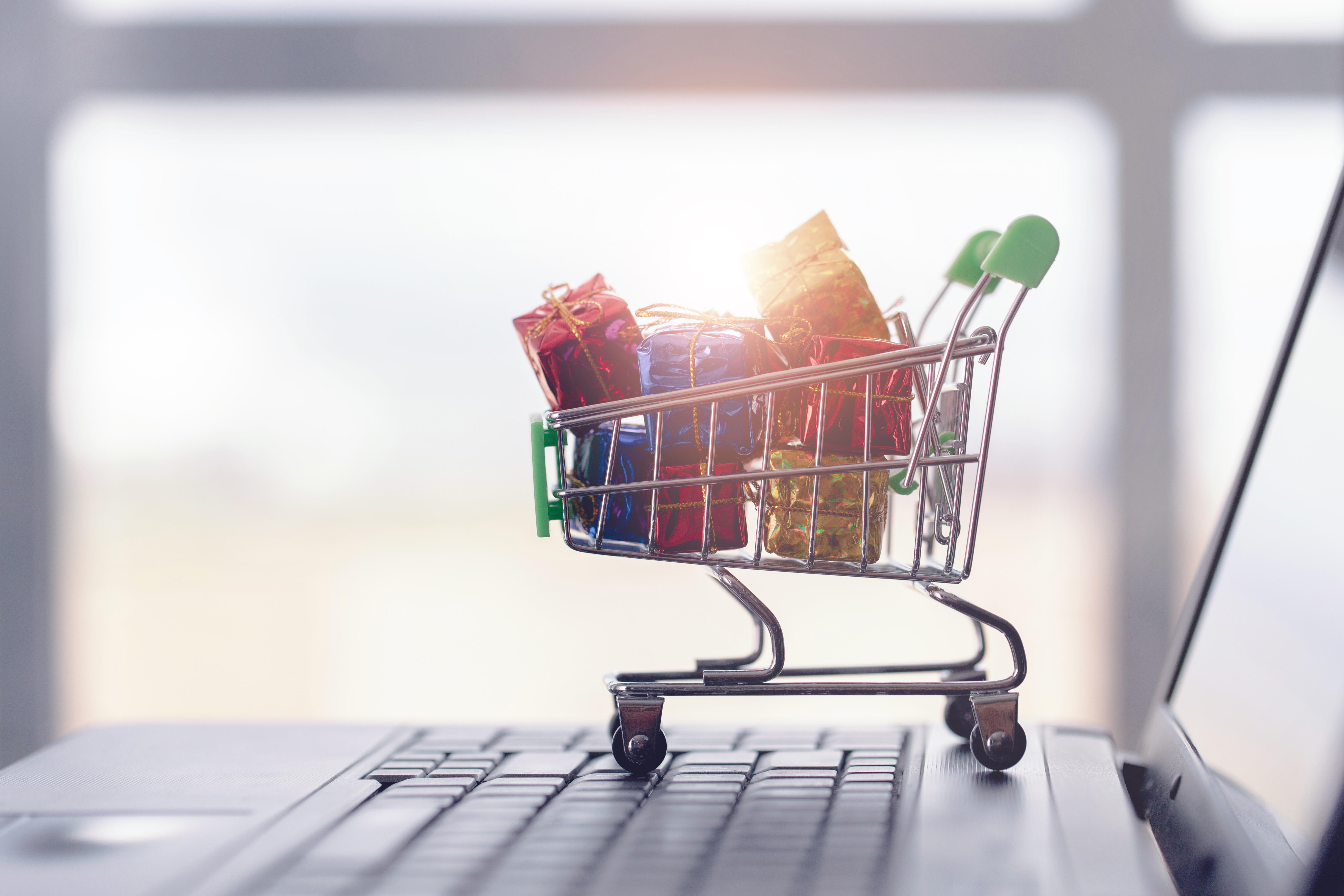 实体店和网购手机差别有多大？听听过来人的经验，别再被坑了