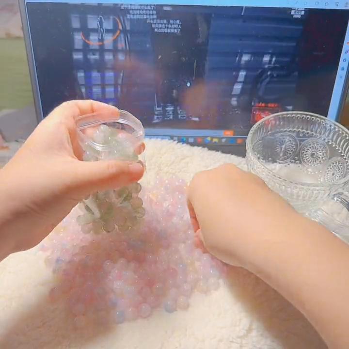 小倒霉蛋的开箱视频#分珠子#口红色号