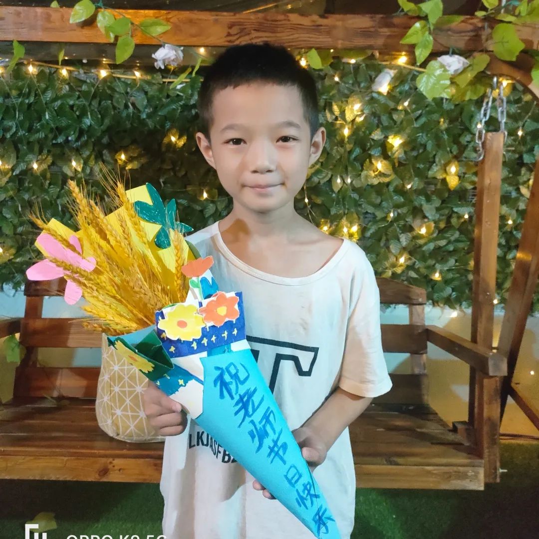 礼赞教师节情满中秋月推文,礼赞教师节情满中秋月心愿卡