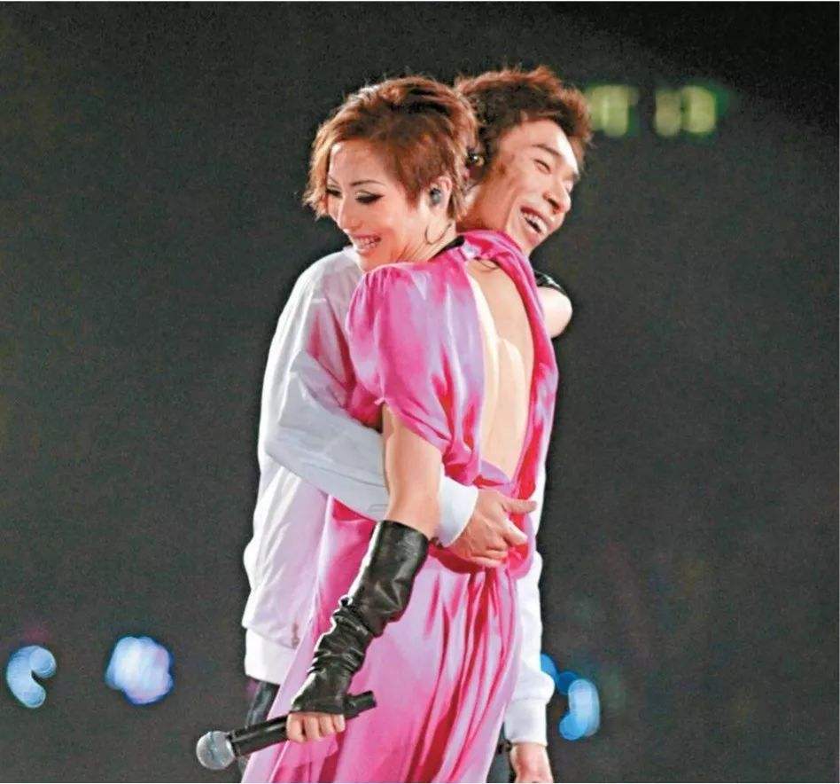 10对丁克港星夫妻,丁克后却与别人生孩子的男星