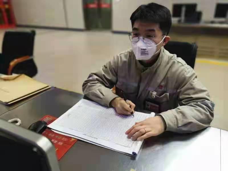 飞奔的“石灰石”致敬，抗疫保供一线的大唐陕军