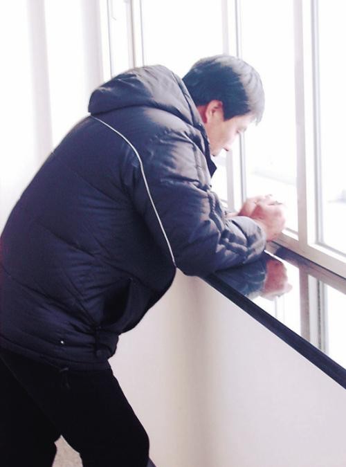 老人捡弃婴考上清华父母认亲,女子捡到弃婴7年父母找到