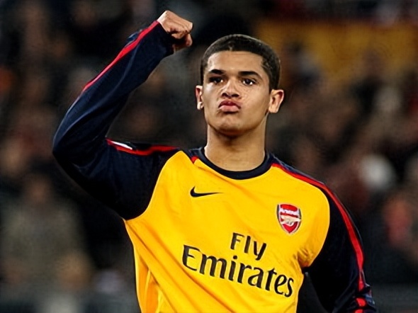 98世界杯法国对巴西德尼尔森,1998世界杯德尼尔森盘带