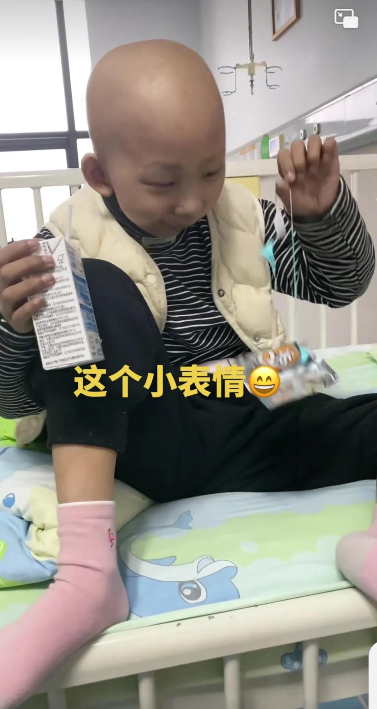 孩子腮腺淋巴结炎一直反复,儿童脸部淋巴结发炎一个大包