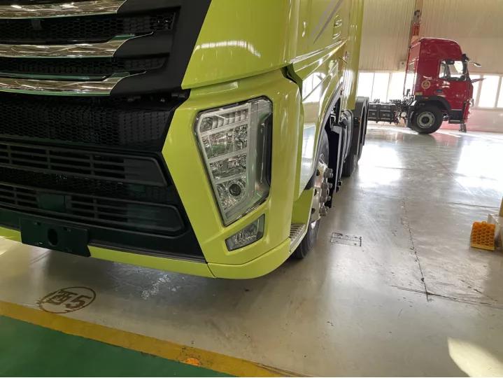 大运重卡v9自动挡操作方法,大运v9重卡新款内饰