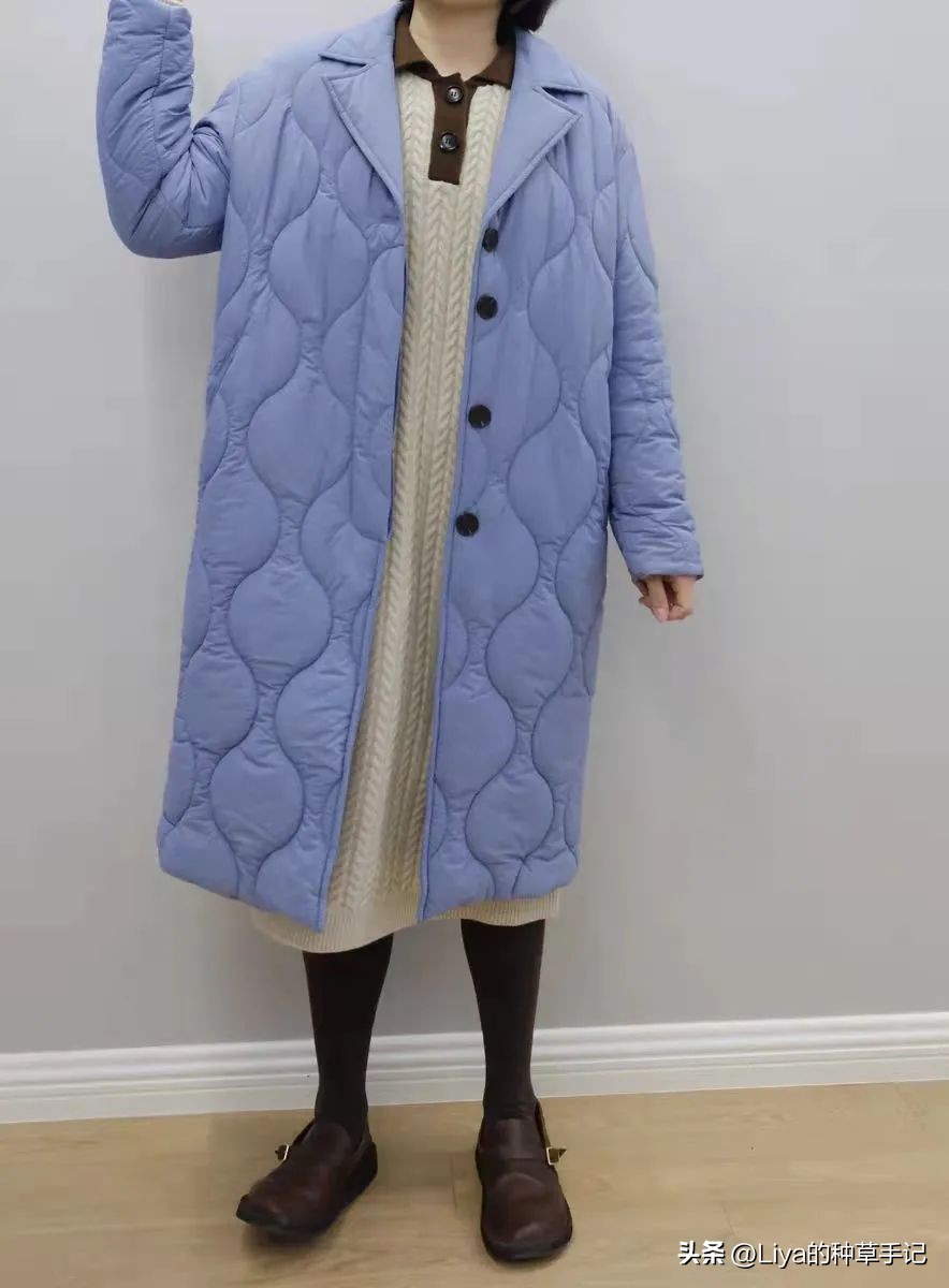冬天穿什么长款外套保暖又时尚,秋冬厚外套这样选保暖又好看