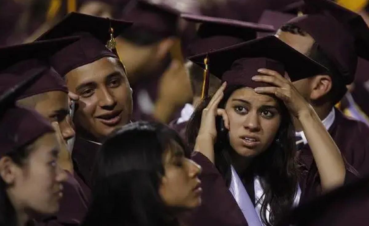 又是这一招，砸钱解决*队军**“招人难”，美国军方盯上*款贷**的年轻人