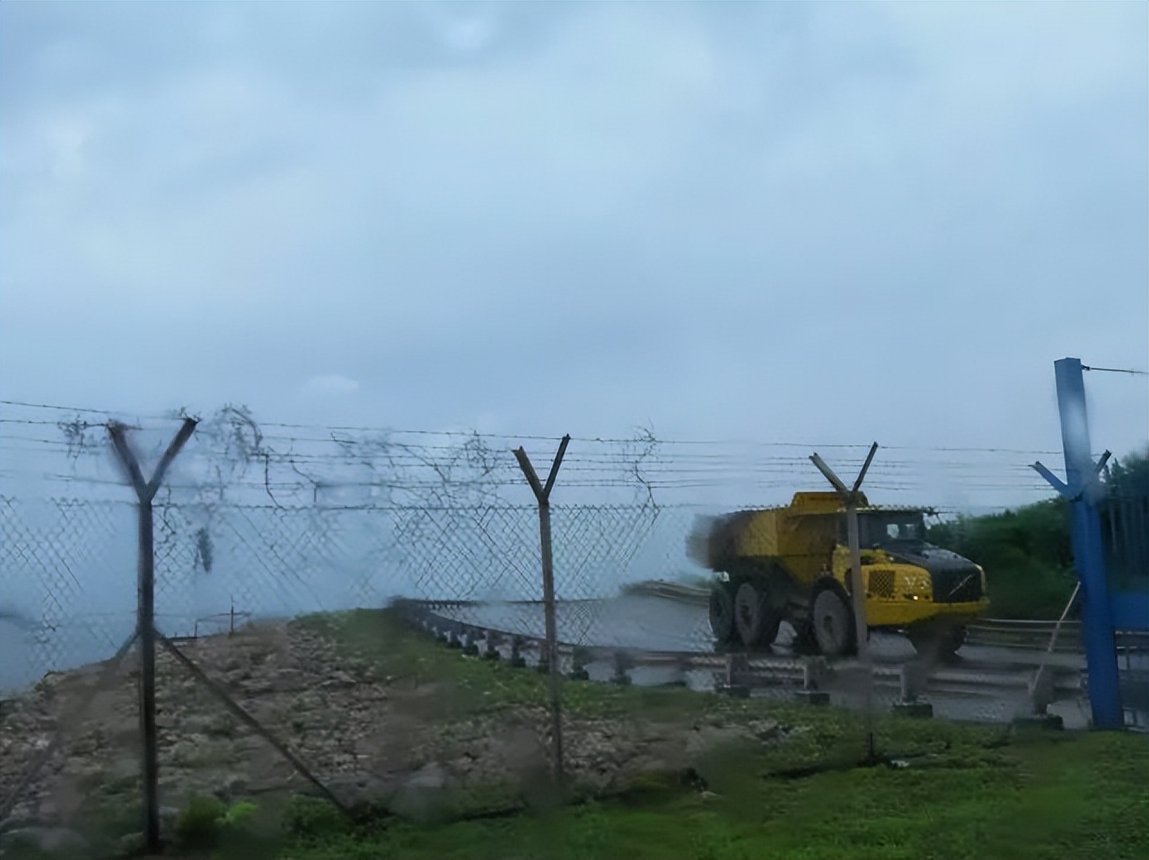 新加坡为什么那么多垃圾桶,新加坡超市不卖垃圾袋吗