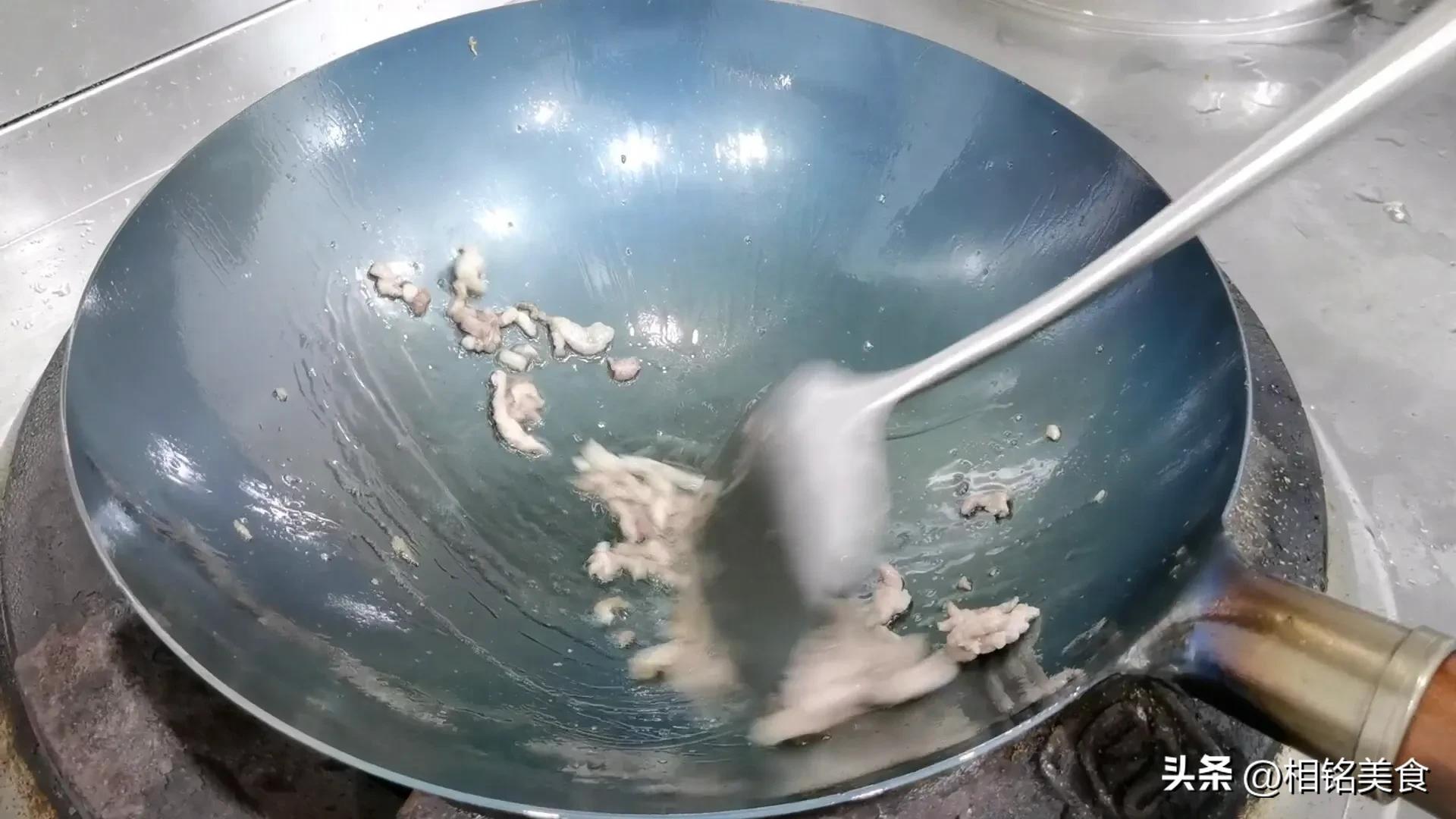 新铁锅怎样开锅小妙招视频,不粘锅的铁锅最佳开锅方法