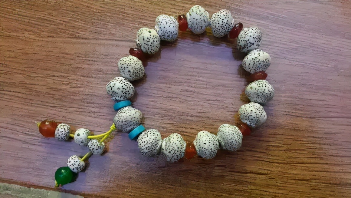 星月菩提有哪几种造型,星月菩提特殊造型