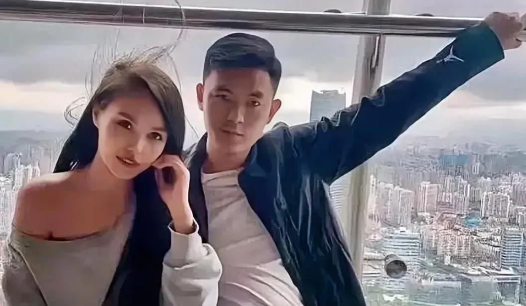 35岁女硕士找对象被怼,29岁女研究生找对象相亲挨怼