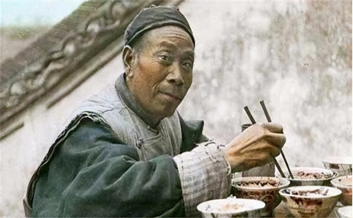 安徽75岁老农种田为生，康熙皇帝知道后将其斩立决，发生了什么