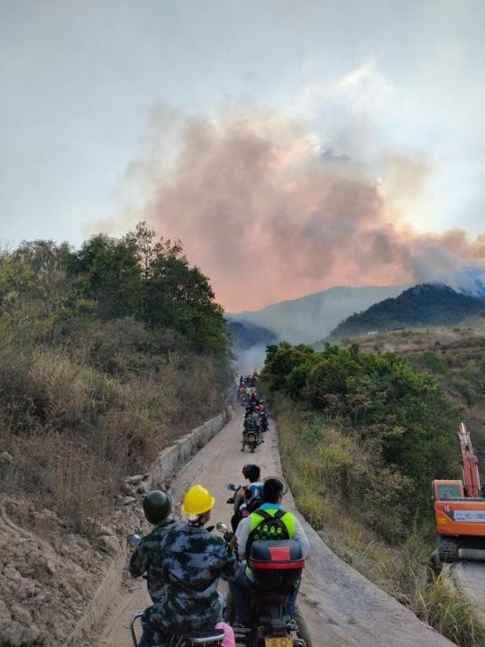 重庆龙麻子的父母去哪了,龙麻子家里人去世